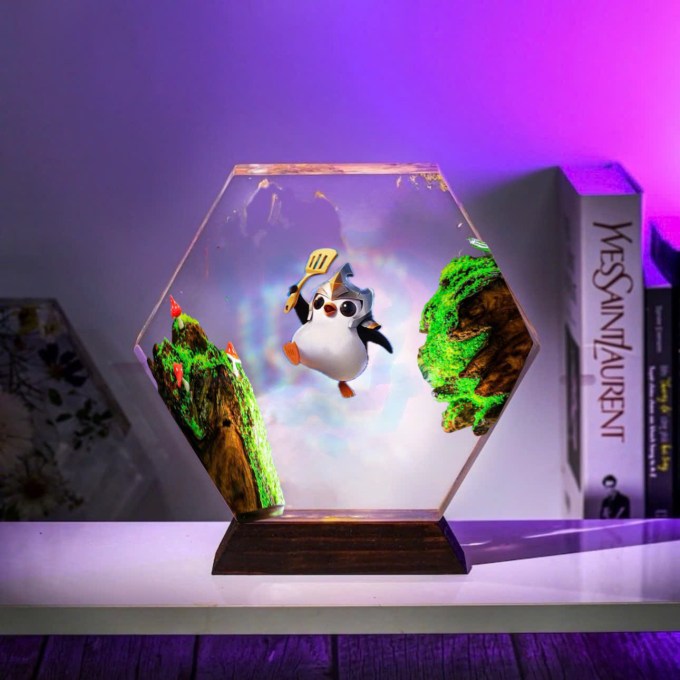 Riot Games custom resin lamp