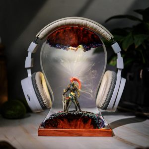 Shadow Hunter and Blood-Red Commander Headphone Stand & Lamp