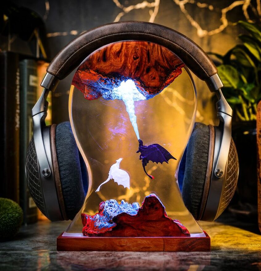 Toothless and Light Fury Headphone Stand & Lamp