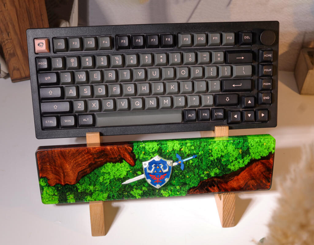 Customer photo of Zelda wrist rest