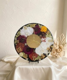 Đồng hồ hoa khô nền đen 33 cm